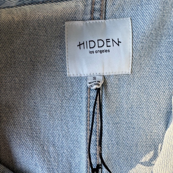 🎁 Hidden Jeans Denim Romper Small NWT – Gift-Ready for Christmas - Picture 6 of 9